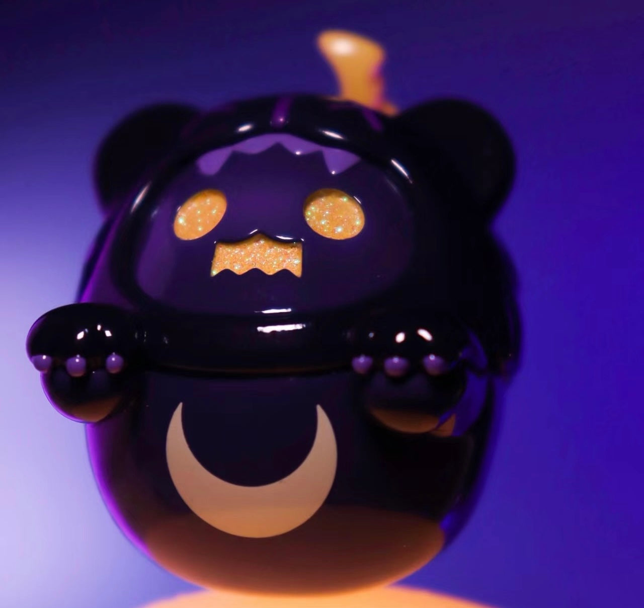ShinWoo-65% Half Moon Bear Hanging Card