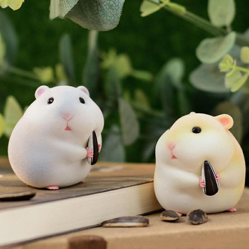 Flocking Greedy Hamster